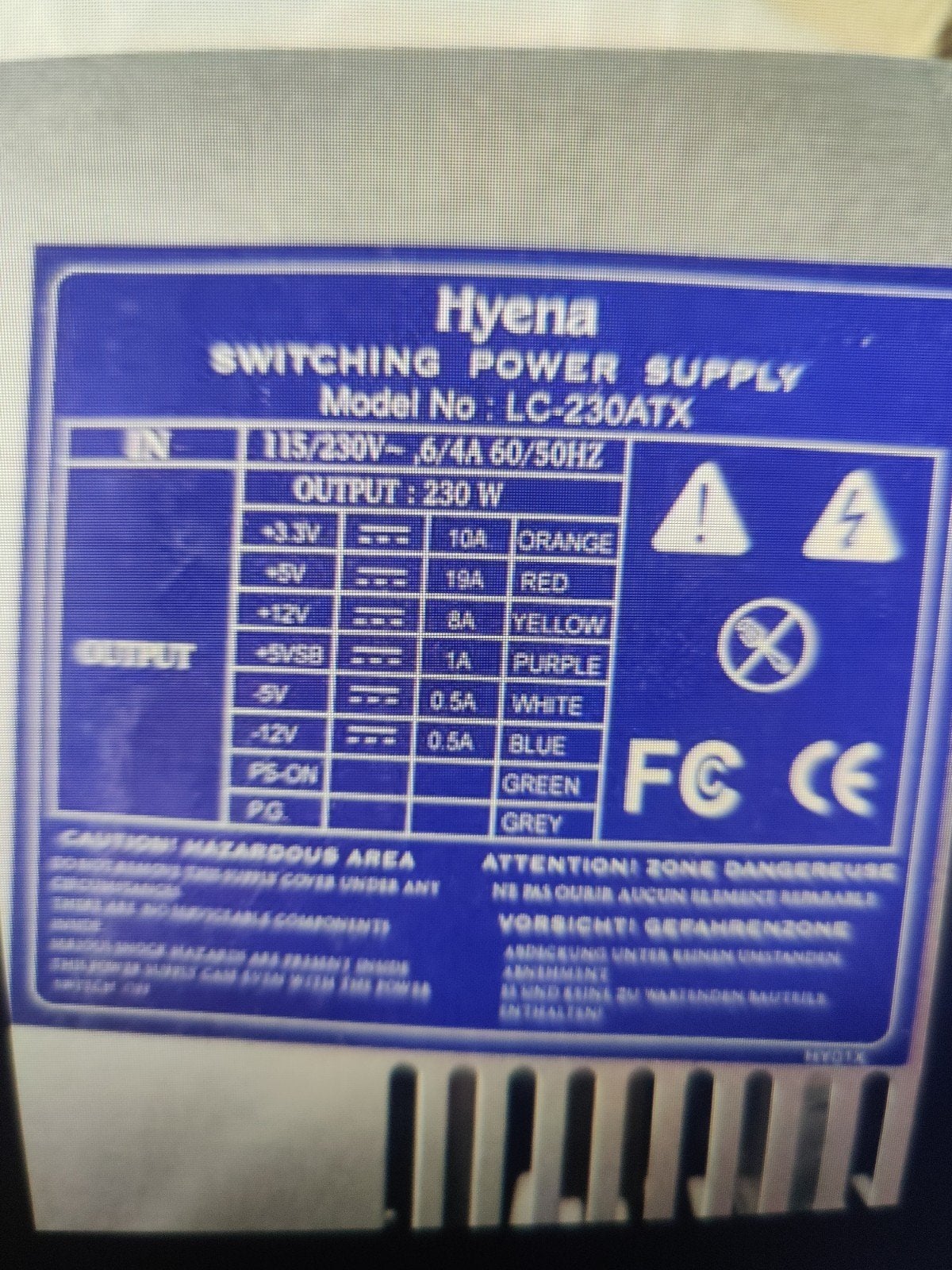 computer ventilator merk Hyena, Computers en Software, Ophalen of Verzenden, Gebruikt, Luchtkoeling