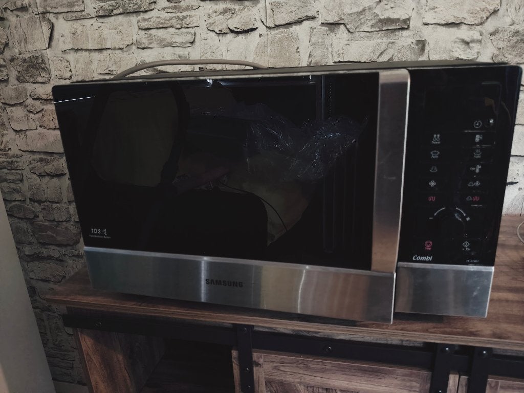 Microwave/Magnetron Combi Samsung CE107MST, Ophalen, Combimagnetron, Gebruikt, 45 tot 60 cm
