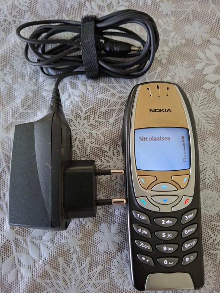 NOKIA 3310 I DE KLASSIEKER ALS NIEUW !, Blauw, Geen camera, Ophalen of Verzenden, Zo goed als nieuw