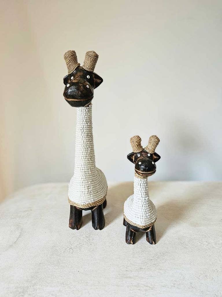 1 x houten giraffe met witte kralen 1, Huis en Inrichting, Hout, Boho, Ophalen of Verzenden, Wit