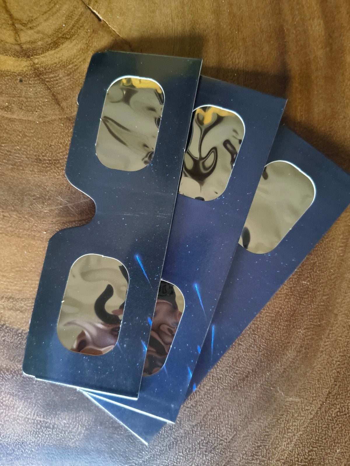 3 ecplipsbrillen voor 60 euro, Ultraviolet, Ophalen, Nieuw