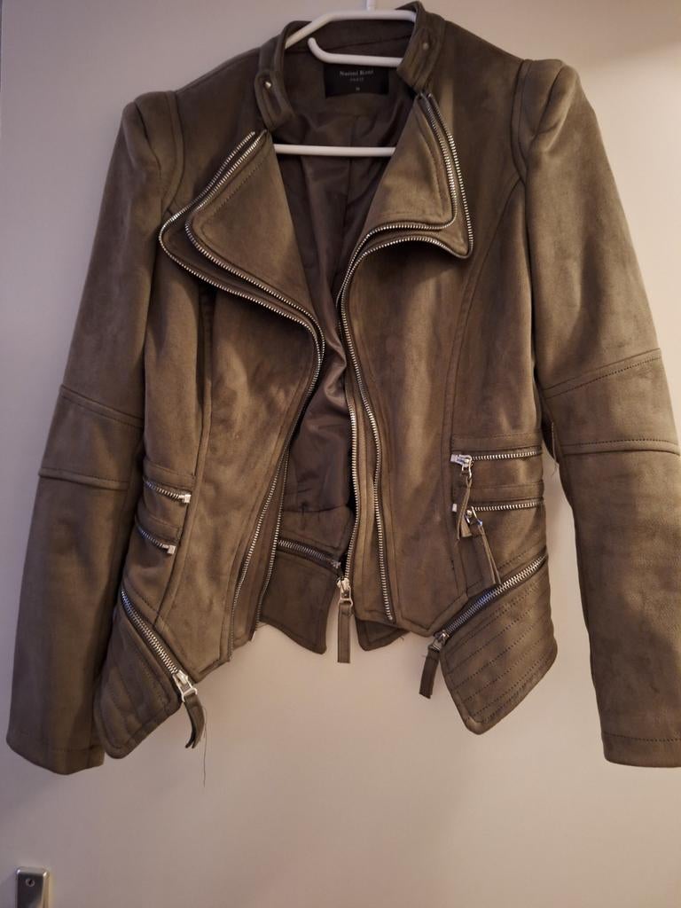 Dames jasje maat S khaki, Kleding | Dames, Noemi kent paris, Ophalen of Verzenden, Zo goed als nieuw, Jasje