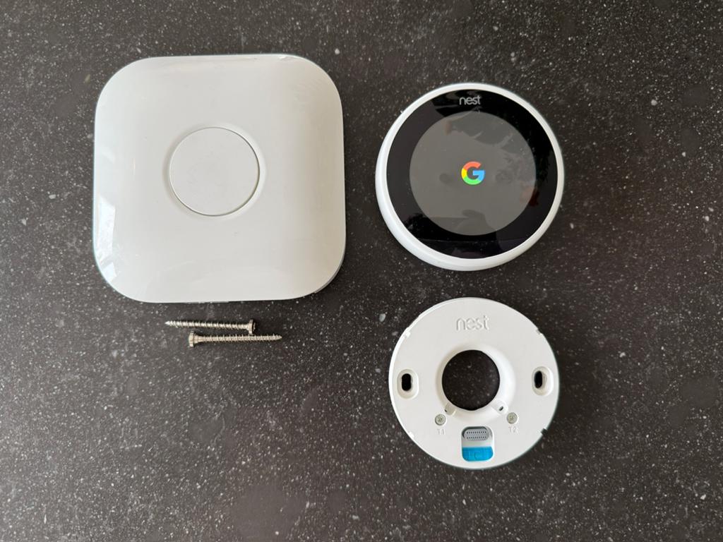 Nest Thermostaat 3e generatie wit zgan, Doe-het-zelf en Verbouw, Thermostaten, Ophalen of Verzenden, Zo goed als nieuw