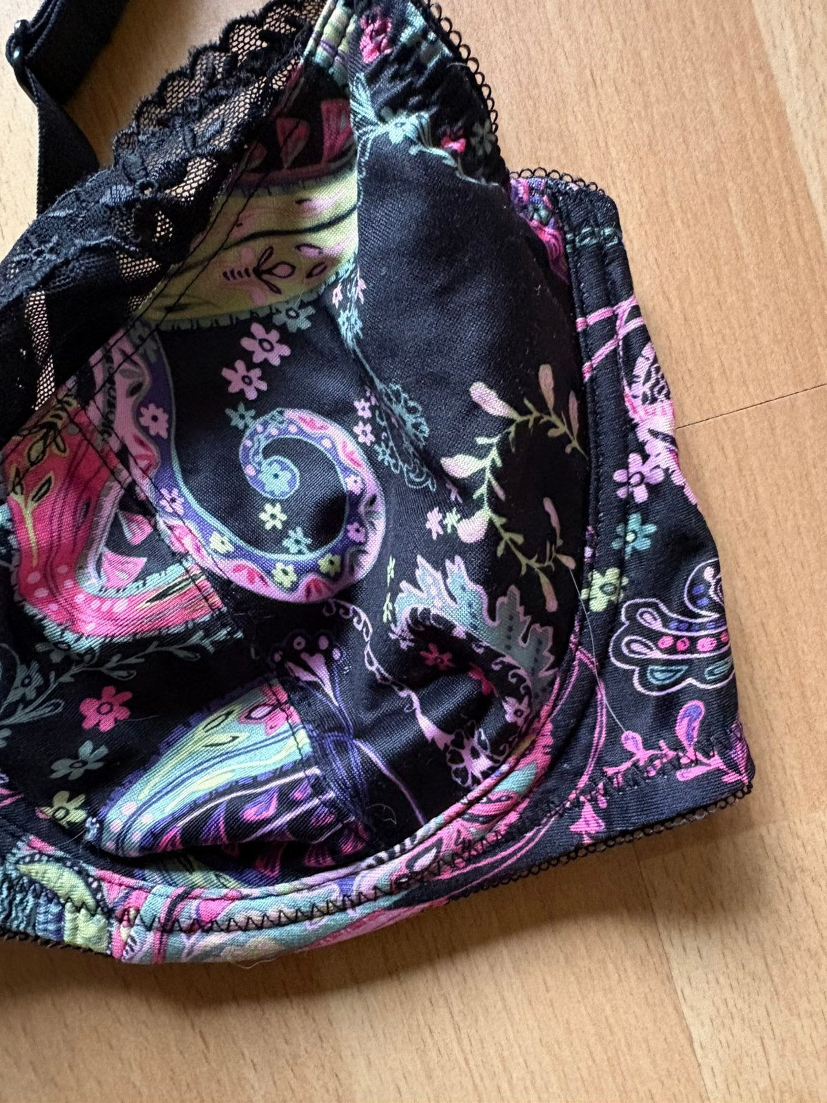 Hunkemöller niet-voorgevormde beugel BH maat 75E ZGAN, Ophalen of Verzenden, Meerkleurig, BH