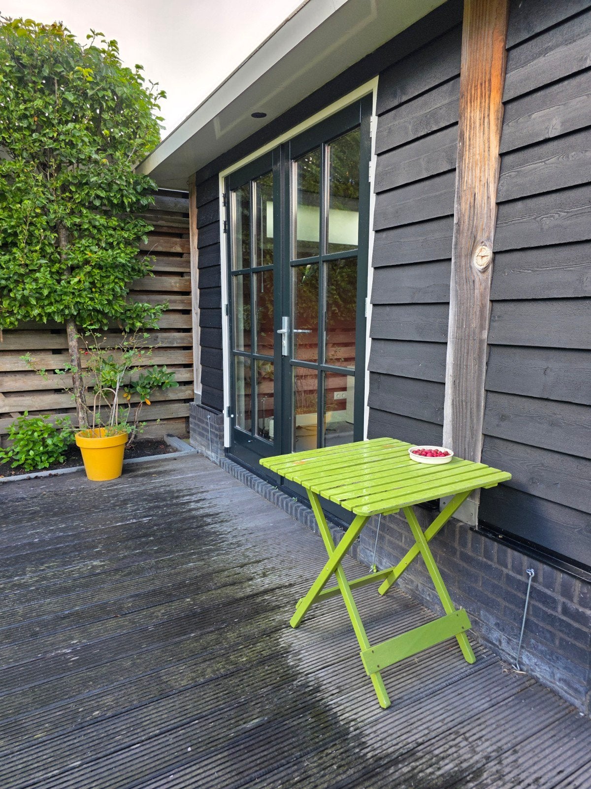 Groene inklapbare tuintafel, Tuin en Terras, Ophalen of Verzenden, Gebruikt, Rechthoekig, Hout