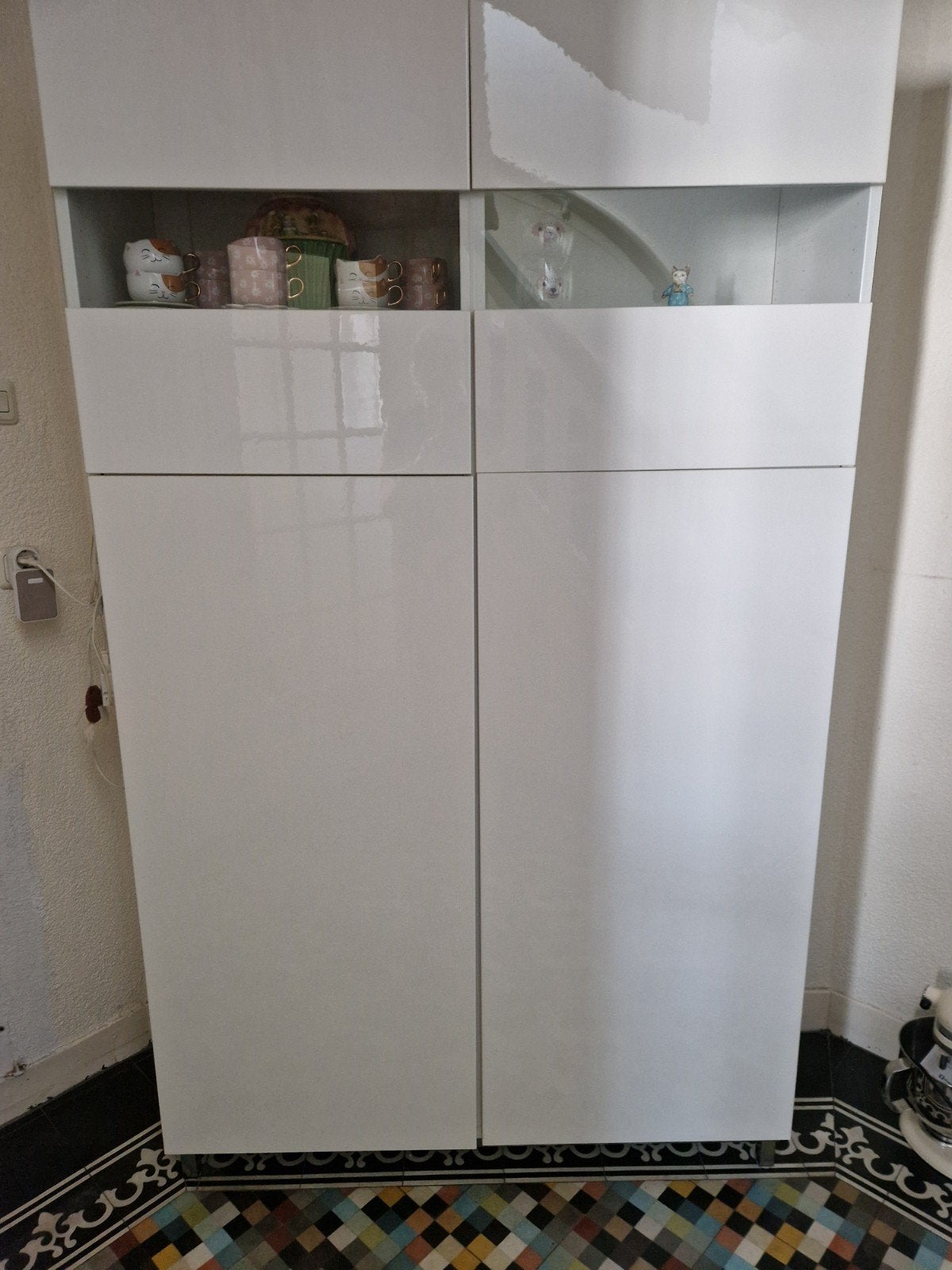 Hoogglans witte vitrinekast IKEA met legplanken, Ophalen, Overige materialen, Modern, Hoogglans, 200 cm of meer