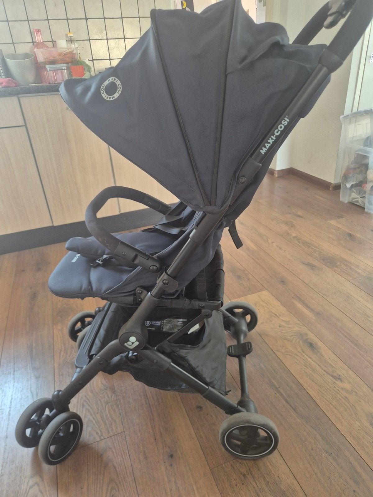 Maxi-Cosi kinderwagen Lara, compact en handig, Ophalen, Gebruikt, Kinderwagen, Maxi-Cosi