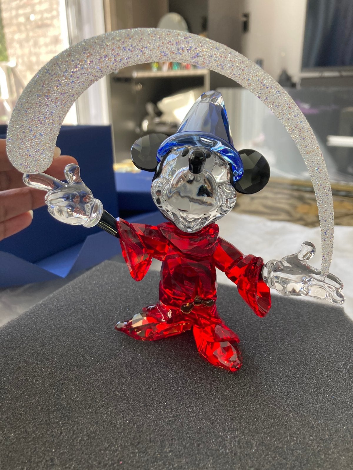 Swarovski Disney Mickey de Tovenaar, Ophalen of Verzenden, Zo goed als nieuw, Figuurtje