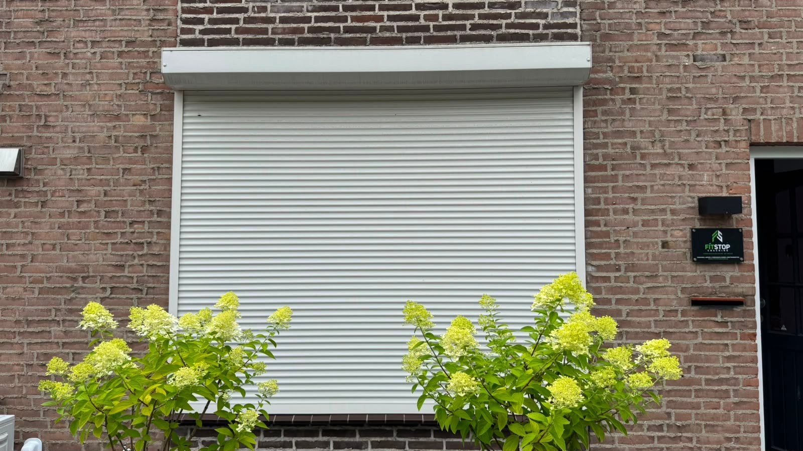 5 elektrische rolluiken – werkend – diverse afmetingen