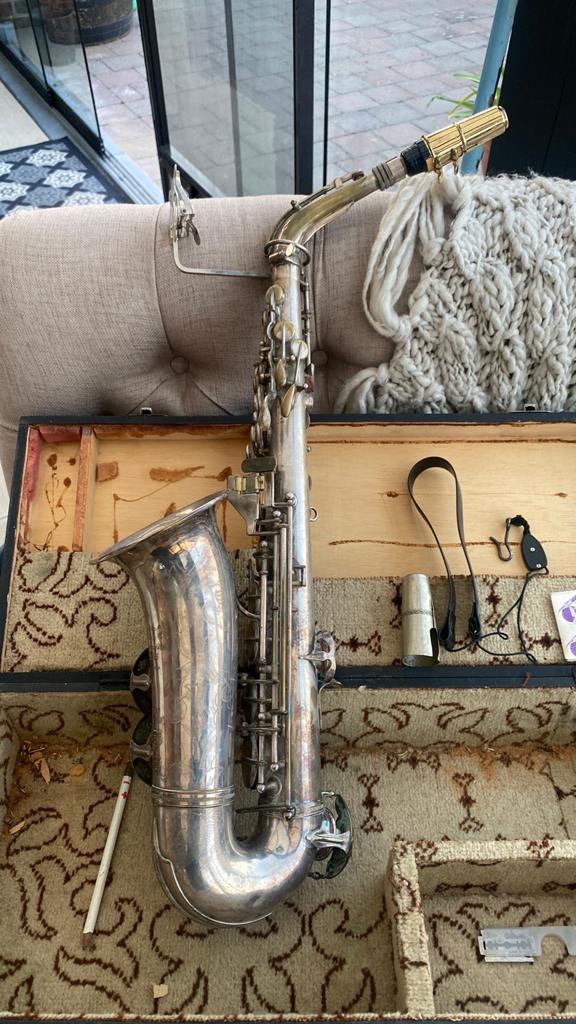 Pierrot super artiste saxofoon, Ophalen of Verzenden, Gebruikt, Alt, Met koffer