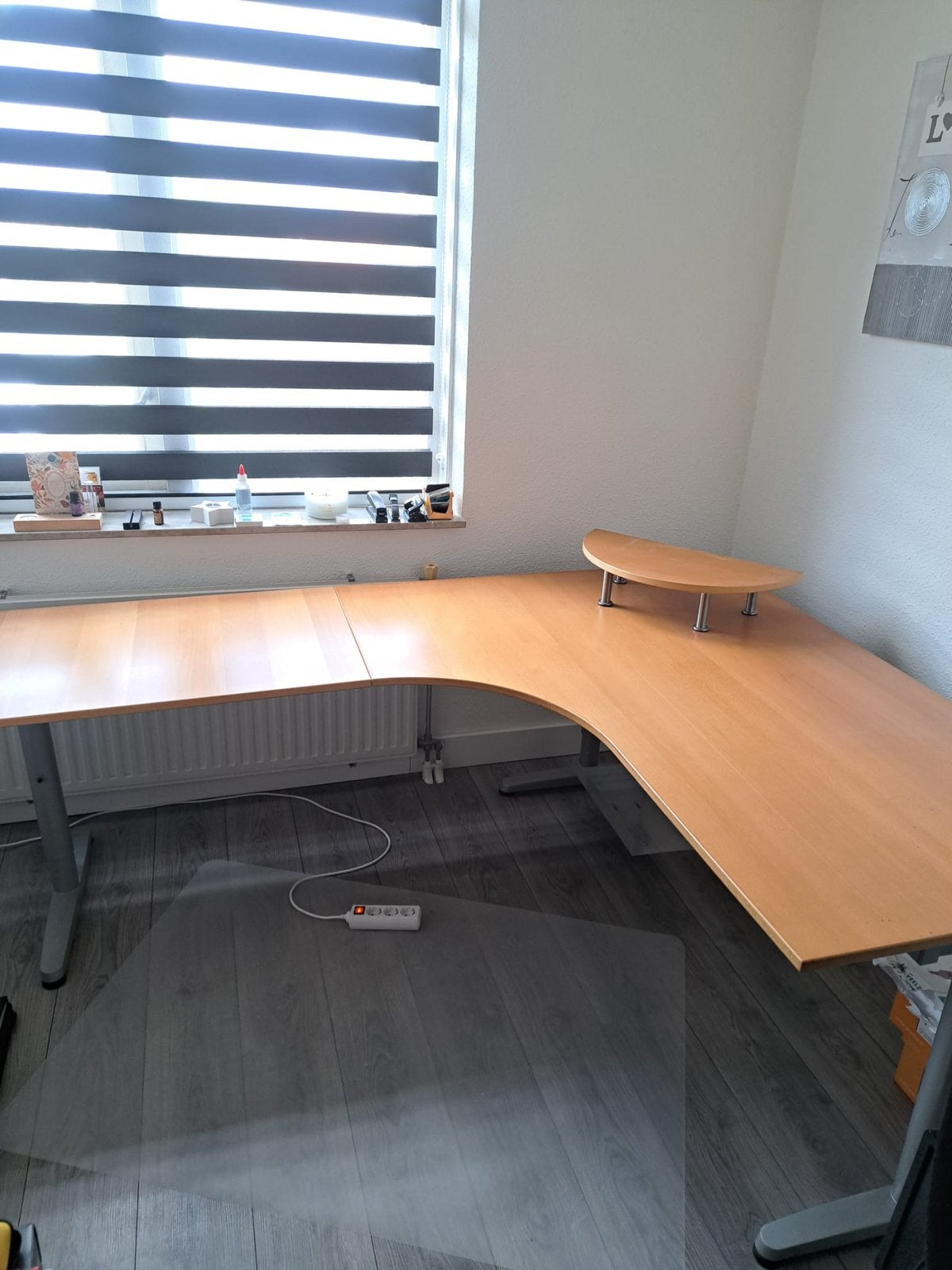 Grote L-vormige hoekbureau Ikea, Ophalen, Spaanplaat of MDF, Hoekbureau, Zo goed als nieuw