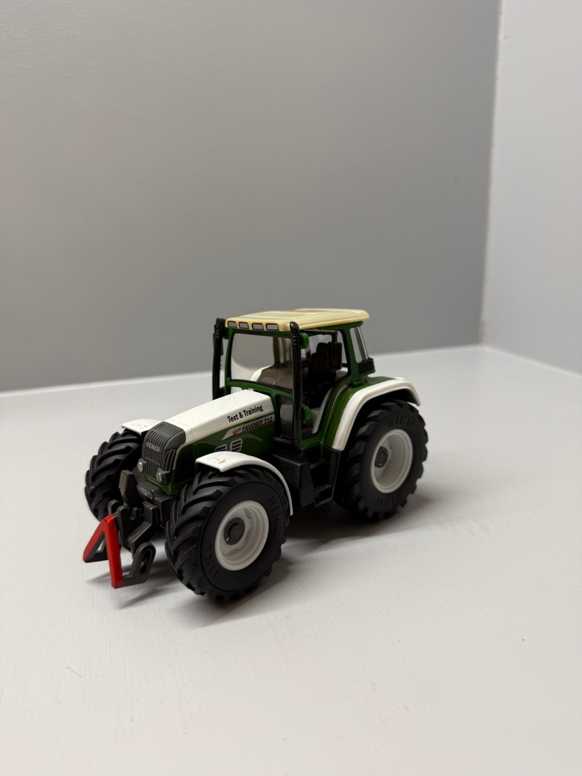 Siku fendt 712 test en training, Hobby en Vrije tijd, Modelauto's | 1:32, Ophalen of Verzenden, Gebruikt, Tractor of Landbouw