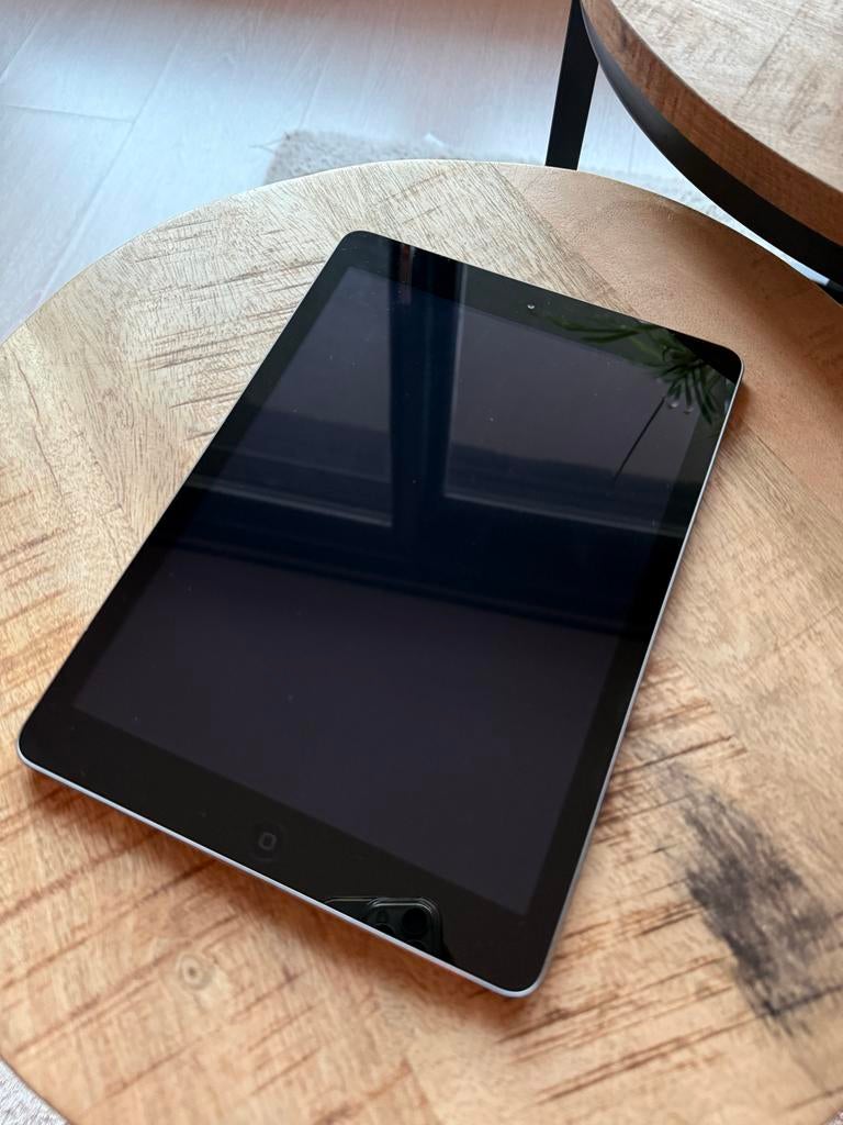 Apple iPad Air 16GB Wi-Fi | Zilver | Zo Goed Als Nieuw, Computers en Software, Apple iPads, 9 inch, Apple iPad Air, Ophalen of Verzenden