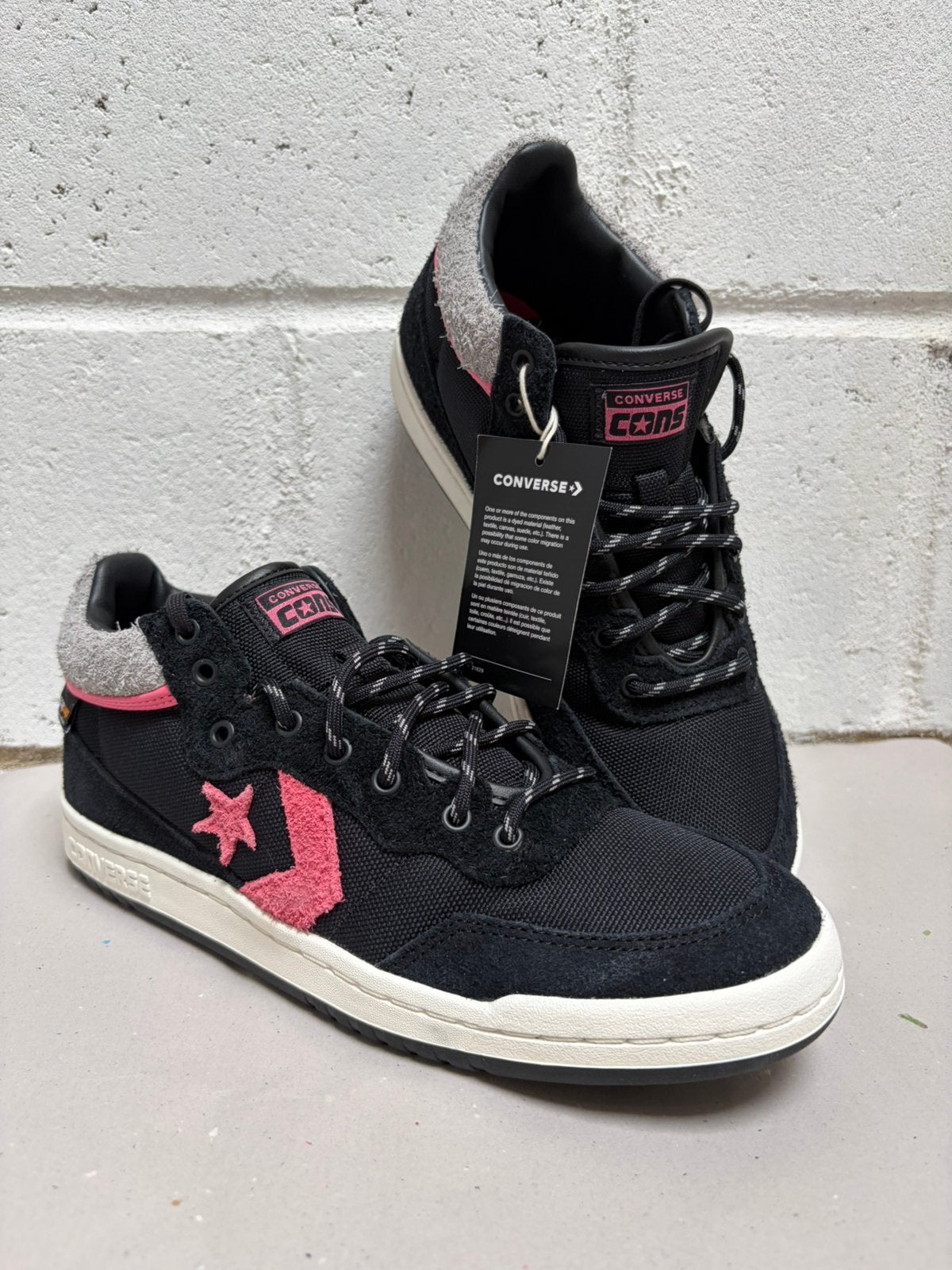 Converse all star sneakers 42 zwart roze leather, Zwart, Ophalen of Verzenden, Sneakers of Gympen, Zo goed als nieuw