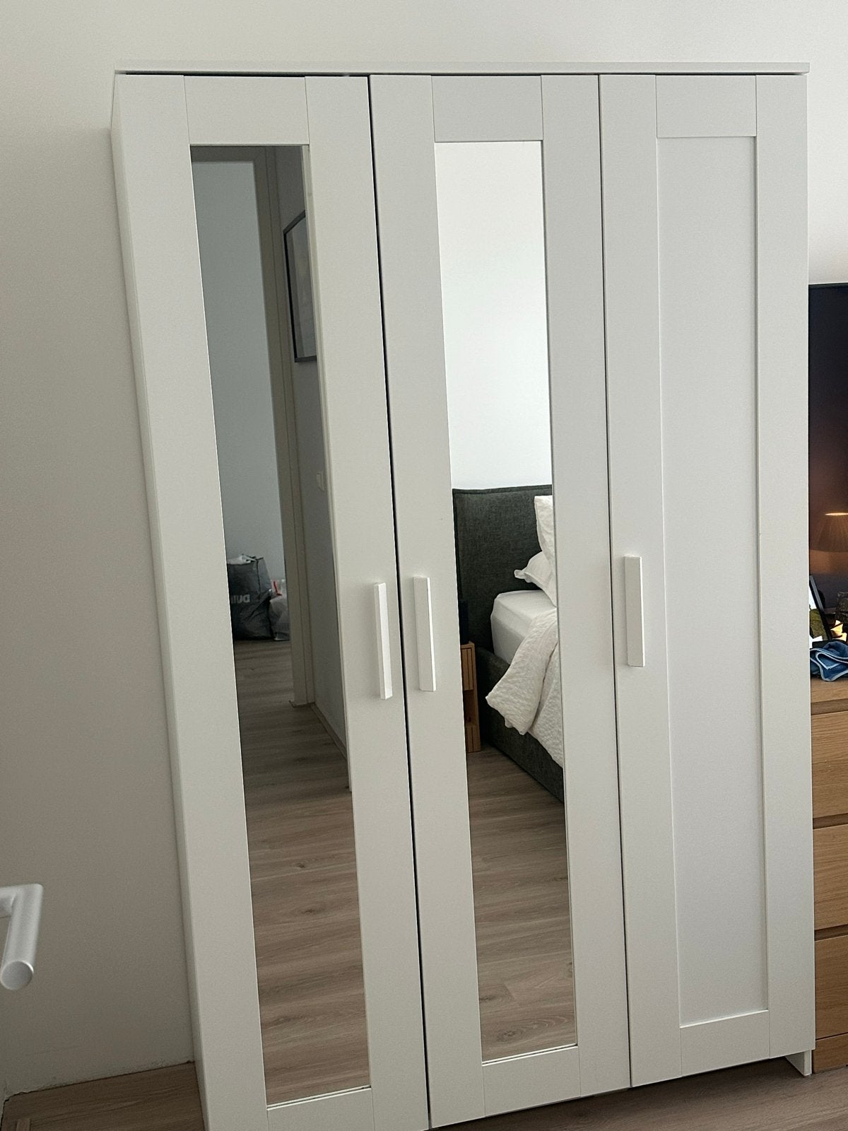 IKEA Kleerkast met spiegeldeur - Wit, 117x190 cm, Ophalen, Gebruikt, 100 tot 150 cm, 150 tot 200 cm