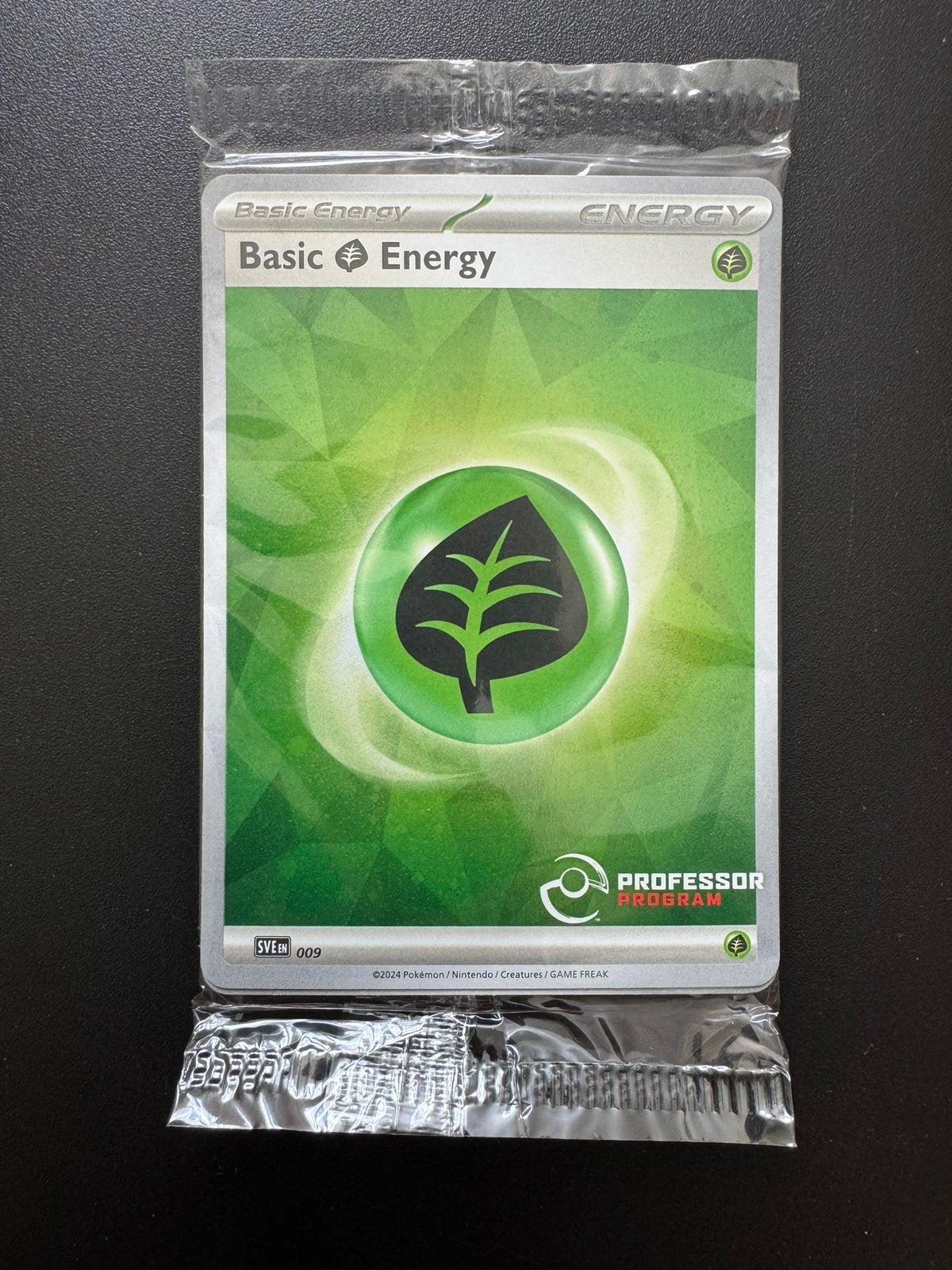 Factory Sealed 8 Pack Energy’s (PPP SVE 009-018), Ophalen of Verzenden, Nieuw, Meerdere kaarten, Foil