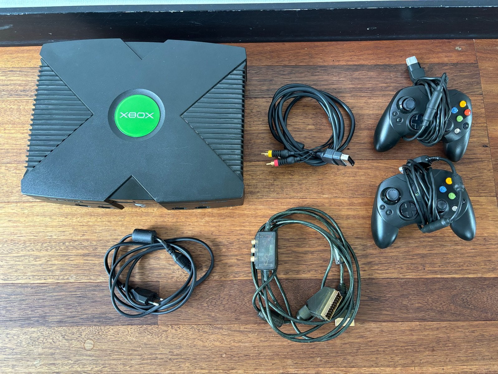 Originele Xbox Console (defect) met 2 Controllers en Kabels, Spelcomputers en Games, Spelcomputers | Xbox Original, Ophalen of Verzenden