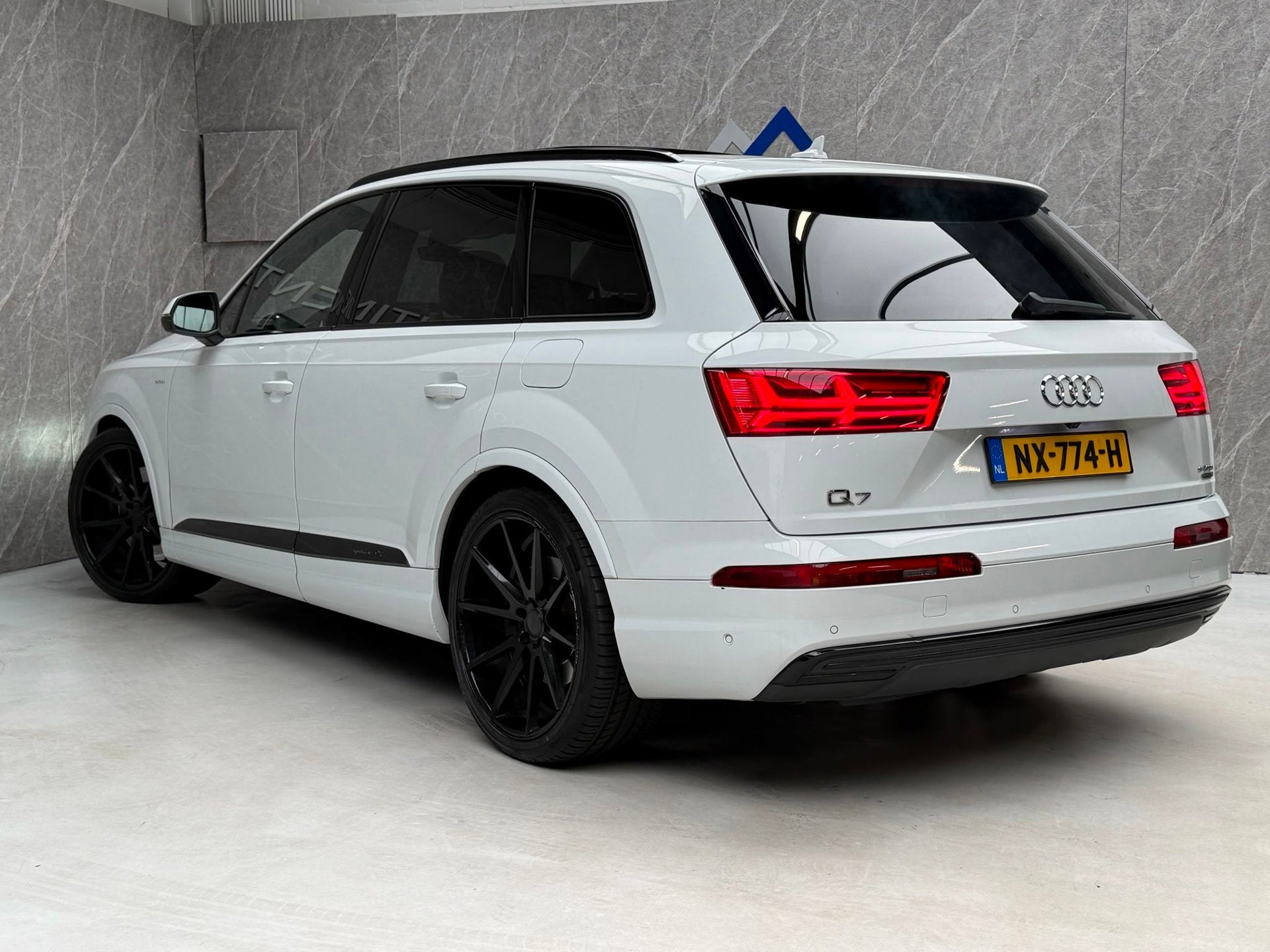 Audi Q7 3.0 TDI e-tron 3x S-Line / Full Option / Goed Onderh, Auto's, Automaat, Gebruikt, 259 pk, 2420 kg