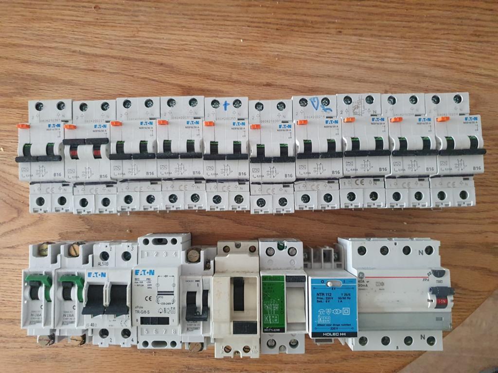 Eaton aardlekschakelaar, Doe-het-zelf en Verbouw, Ophalen of Verzenden, Gebruikt, Overige typen