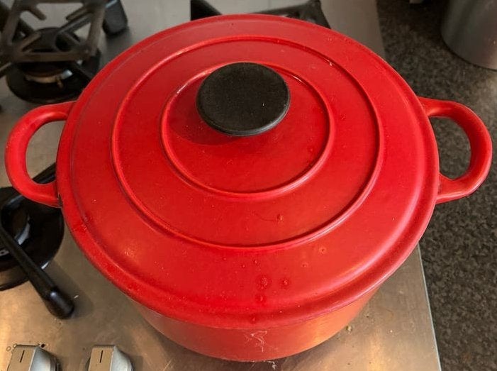 Rode gietijzeren braadpan 23cm met deksel, Ophalen, Gebruikt, Met deksel, Overige merken