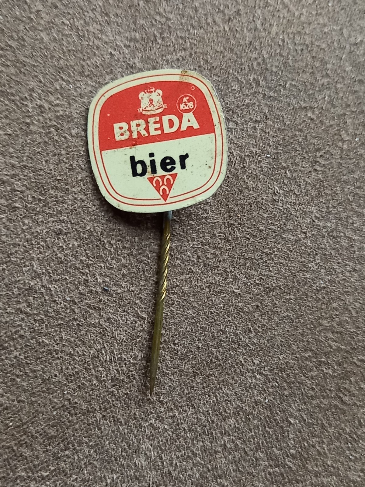 Speldje Breda bier, Verzamelen, Speldjes, Pins en Buttons, Ophalen of Verzenden, Gebruikt