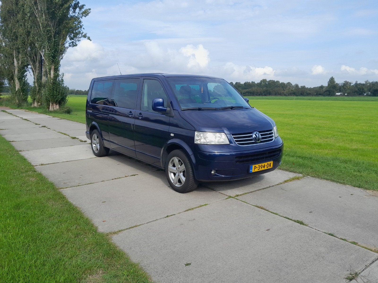 VW transporter caravelle 2006 Blauw, Stof, Blauw, 2500 kg, 9 stoelen