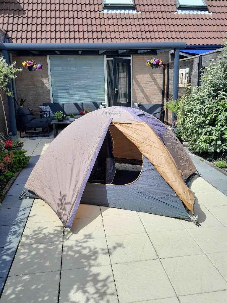 Te koop : 2 persoons coleman tentje  15 euro, Ophalen, Zo goed als nieuw, Tot en met 2
