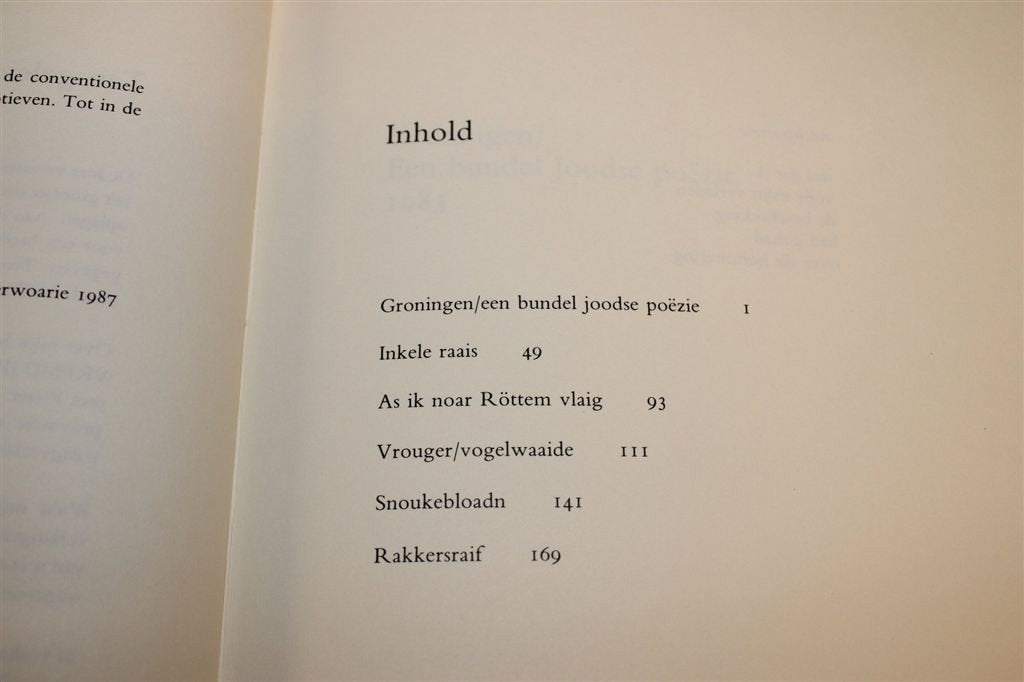 Tougelieks [1977-1987] — Groninger Dialect Gedichten, Ophalen of Verzenden, Gelezen