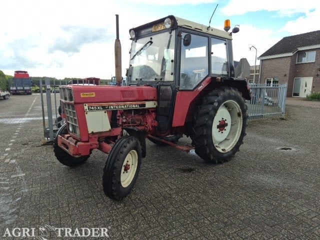 International 745, Zakelijke goederen, Agrarisch | Tractoren, 5000 tot 7500, Case IH, tot 80 Pk, Gebruikt, Ophalen