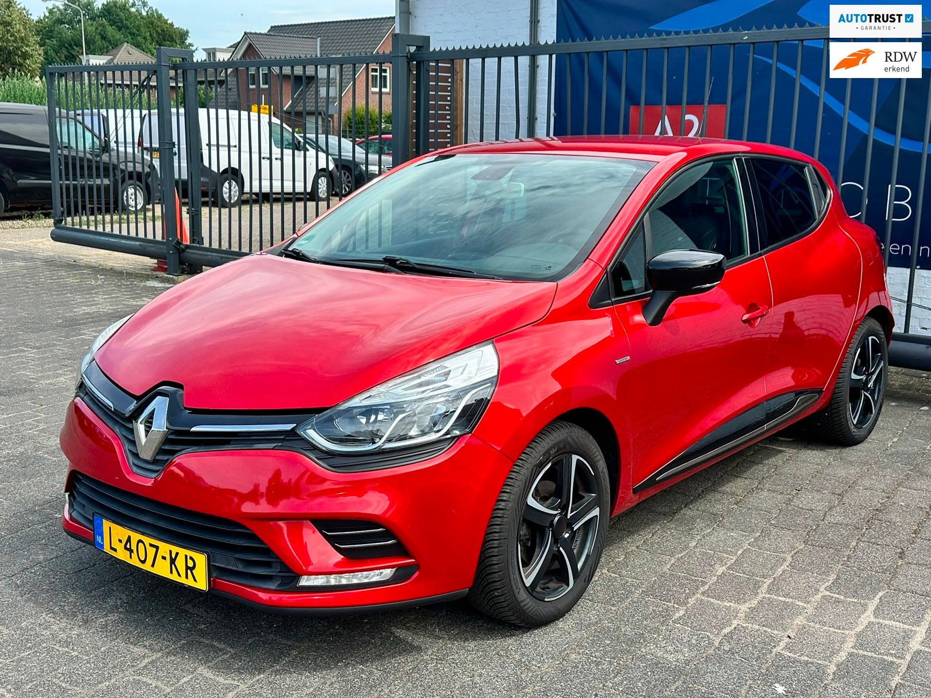 Renault Clio 1.2 Night & Day / AIRCO / KEYLESS / STOELVERWAR, Voorwielaandrijving, Euro 6, 4 cilinders, 49 €/maand