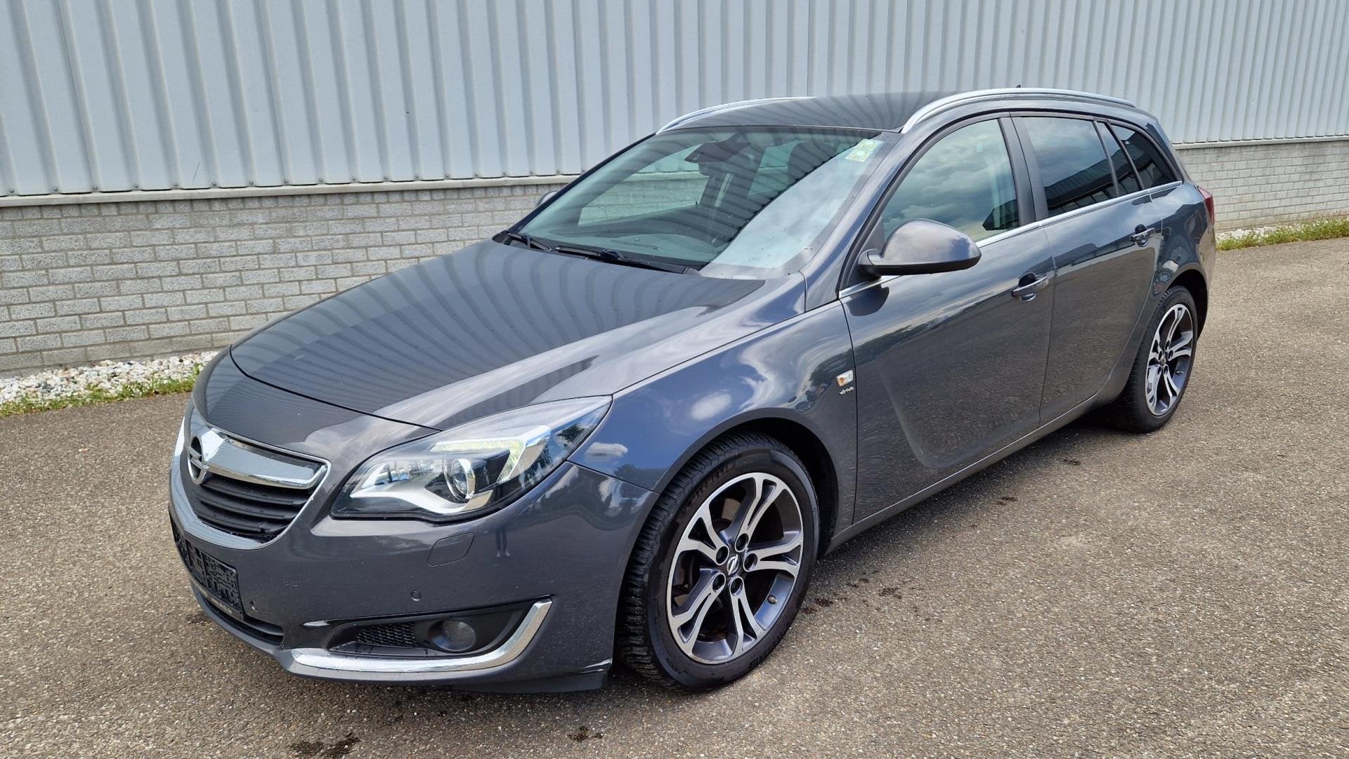 Opel Insignia Sports Tourer 2.0 CDTI Business Executive, Auto's, Opel, Voorwielaandrijving, Gebruikt, Origineel Nederlands, Diesel