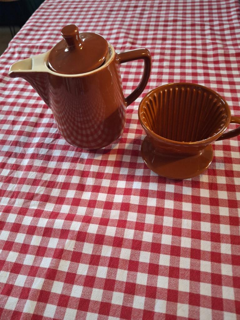 Melitta koffiekan met filterhouder, Witgoed en Apparatuur, Koffiezetapparaten, Gebruikt, Koffiemachine, Gemalen koffie, Ophalen of Verzenden