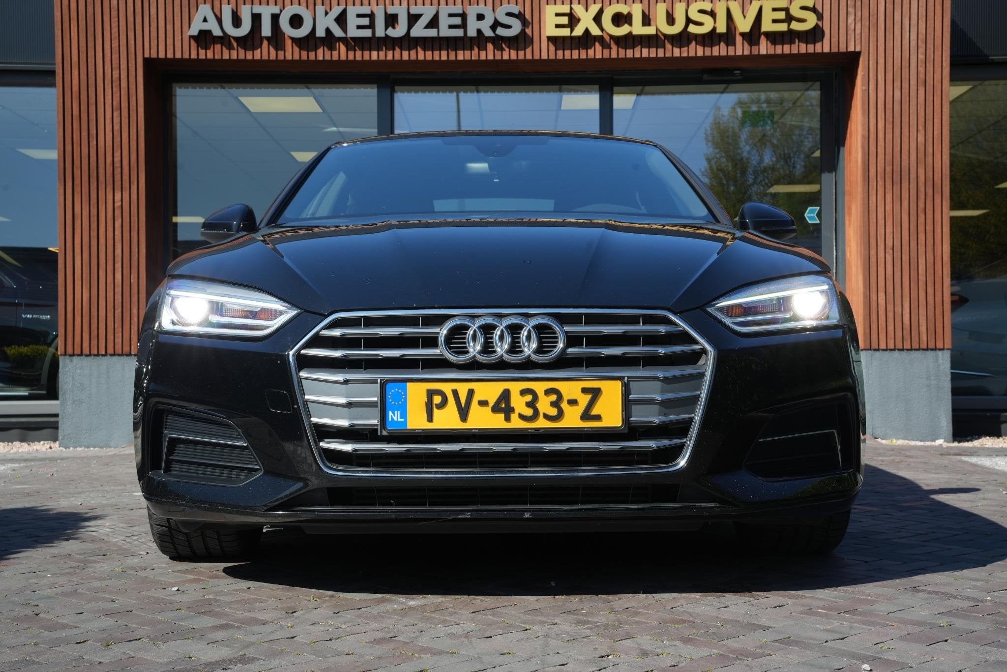 Audi A5 Sportback 2.0 TFSI MHEV Sport Brake assist Cruise co, Auto's, Audi, Stof, Gebruikt, 1984 cc, Zwart