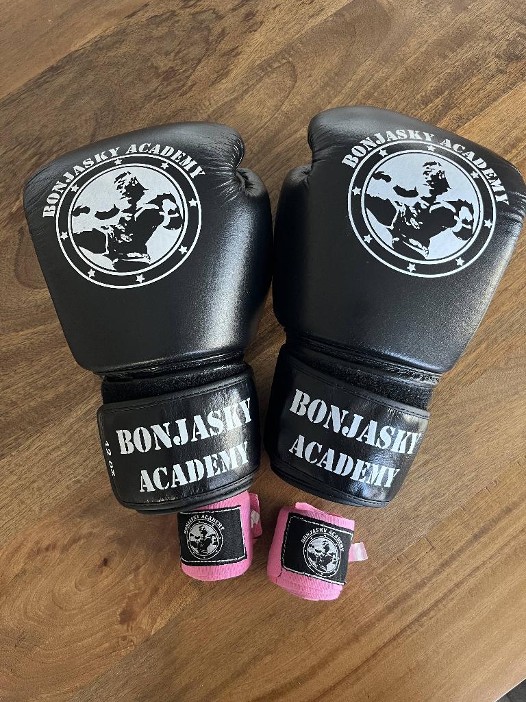Kickboks handschoenen Bonjasky, Ophalen, Zo goed als nieuw, Bokshandschoenen