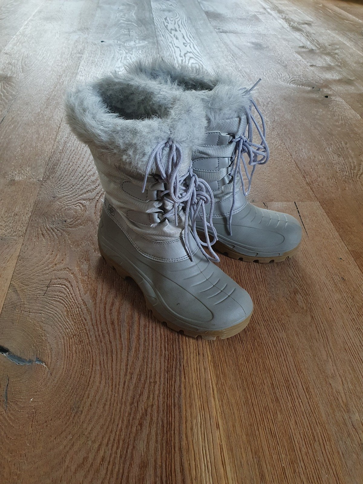 Snowboots Human Nature maat 37 38, Zwart, Snowboots, Ophalen of Verzenden, Zo goed als nieuw