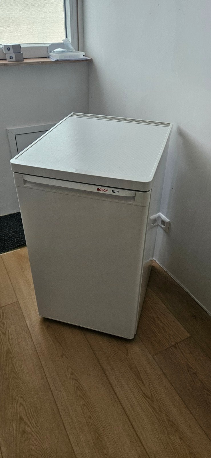 Bosch vriezer tafelmodel, Gebruikt, Minder dan 85 cm, Vrijstaand, Ophalen
