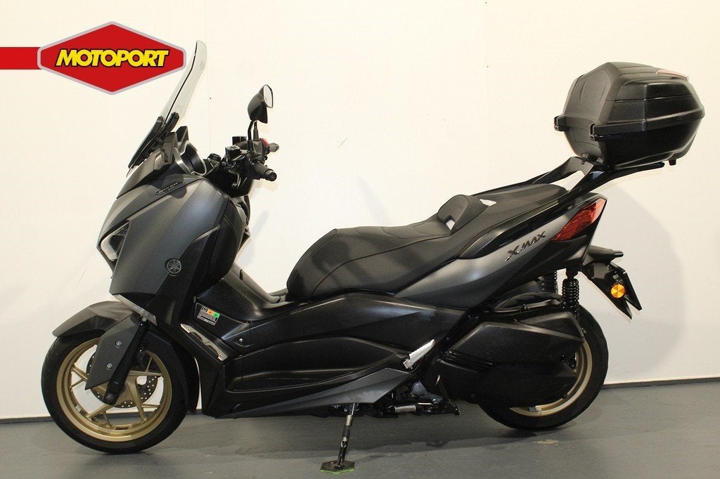 Yamaha XMAX 300 Tech MAX (bj 2021), Scooter, Klantenservice@yamaha-motor.nl, Koolhovenlaan 101
1119 NC  Schiphol-Rijk, NL, 12 t/m 35 kW