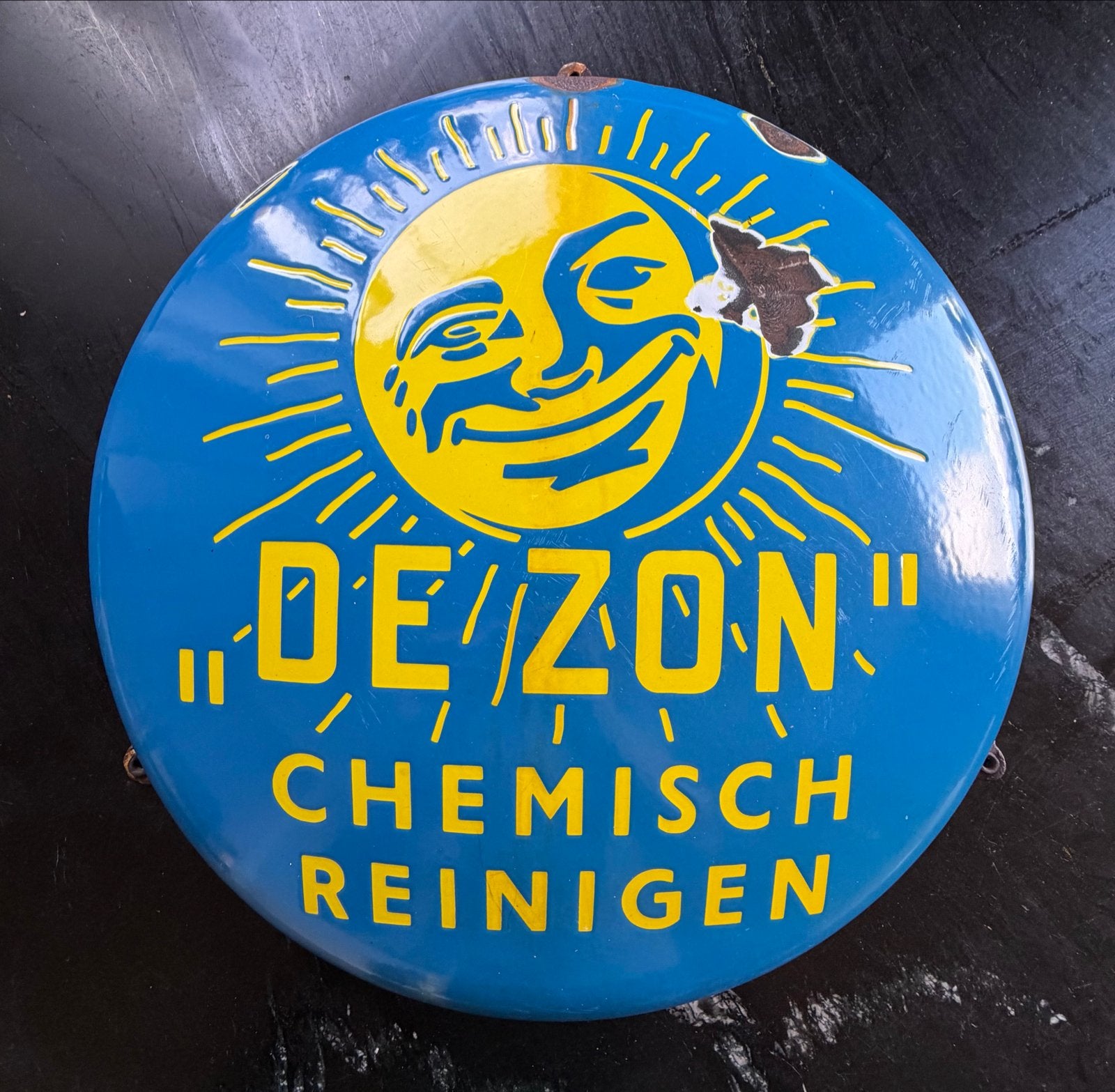 Emaille Reclamebord "De Zon" Chemisch Reinigen button, Ophalen of Verzenden, Gebruikt, Reclamebord