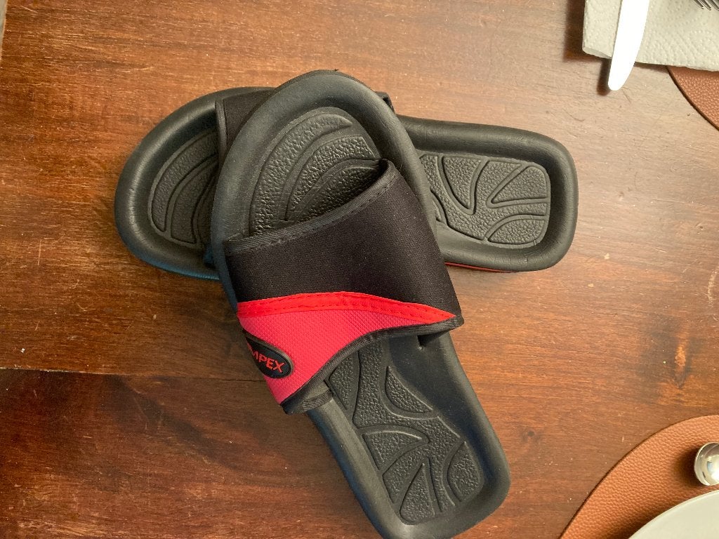 Badslippers maat 39, Simpex, Zo goed als nieuw, Rood, Ophalen