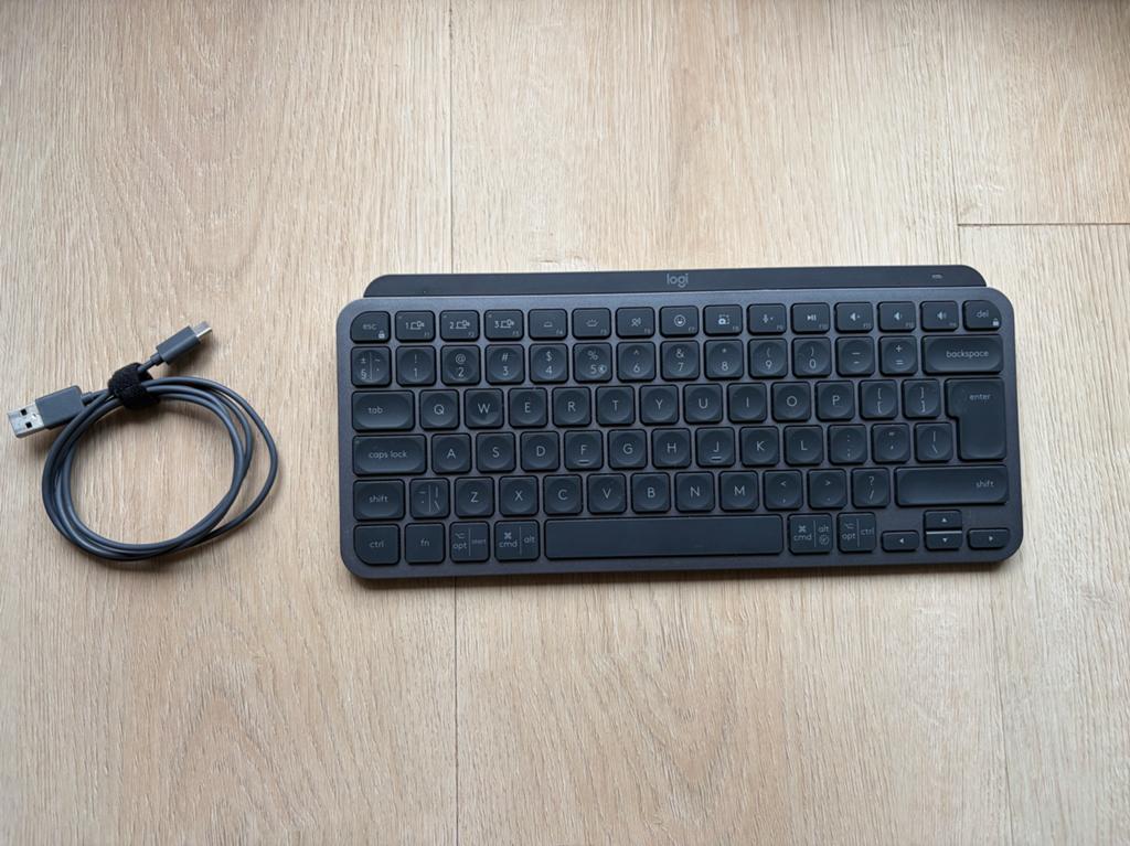 Logitech MX Keys Mini - Zo goed als nieuw, Computers en Software, Toetsenborden, Zo goed als nieuw, Qwerty, Draadloos, Multimediatoetsen