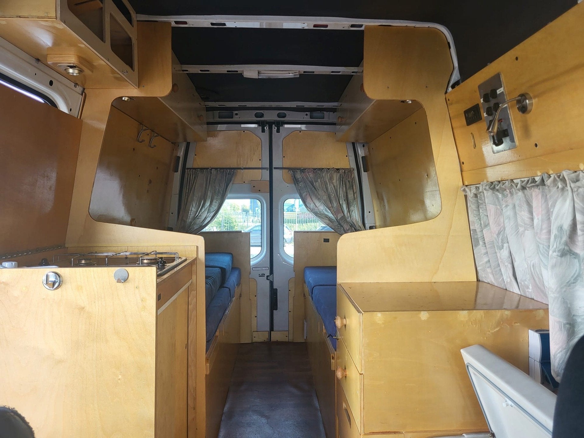 Foto 12 van Ford TRANSIT 350L VAN 115 HR 4,27 CAMPER 142.000 NAP LANG HO