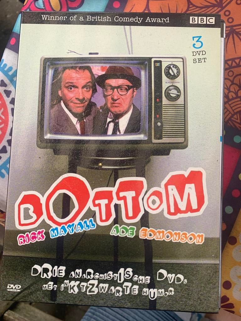 Bottom - 3 DVD Set - Rick Mayall & Ade Edmondson, Cd's en Dvd's, Dvd's | Tv en Series, Gebruikt, Boxset, Ophalen of Verzenden