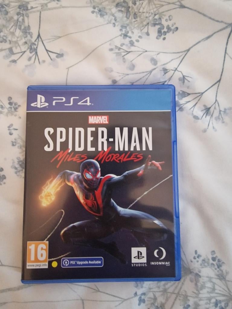 Spiderman Miles Morales ps4/ps5, 1 speler, Zo goed als nieuw, Vanaf 7 jaar, Ophalen