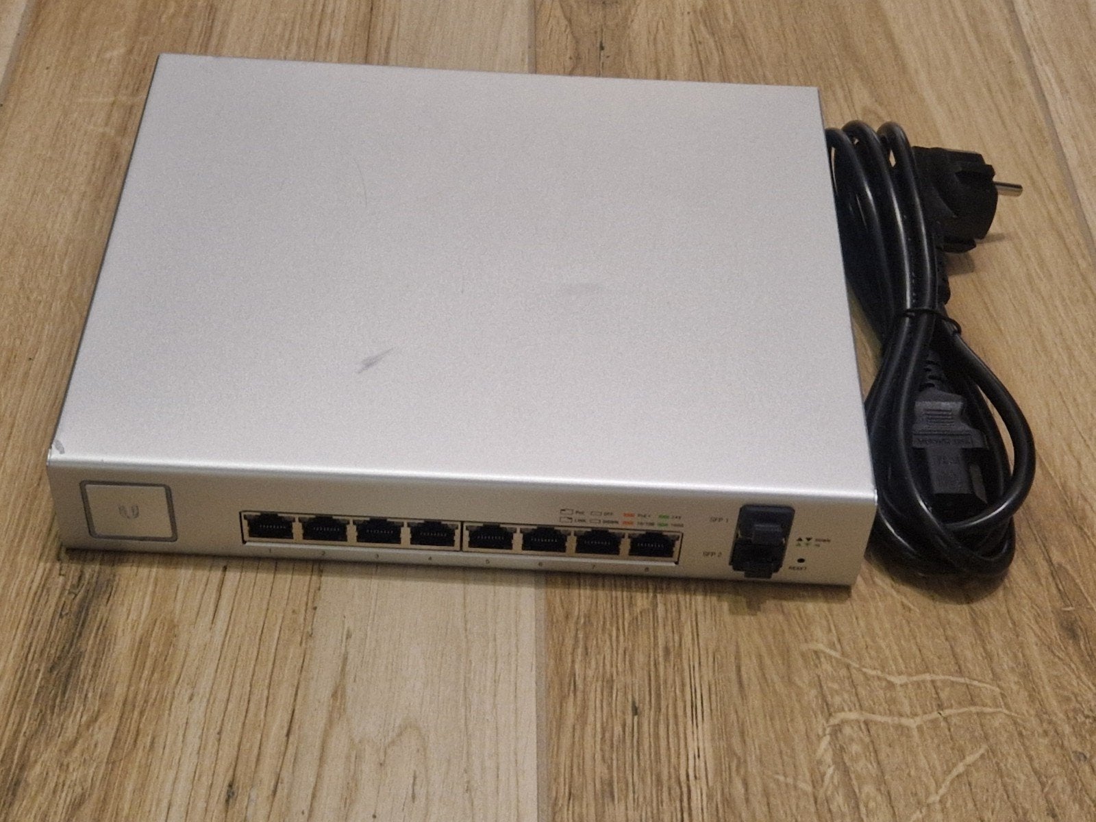 Ubiquiti UniFi Switch 8 PoE 150W, Verzenden