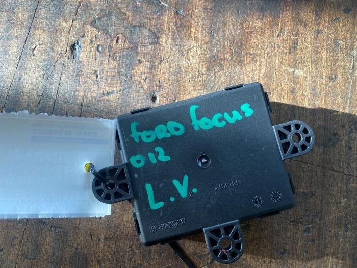 Centrale Deurvergrendelings Module van een Ford Focus, Gebruikt, -, -, Ford