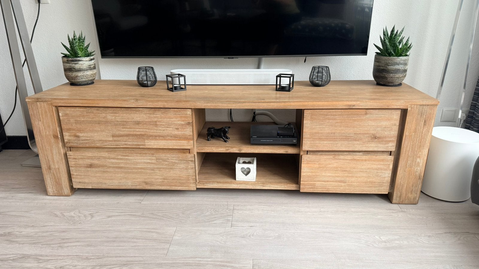 GRATIS - mango look - massief houten TV kast, Ophalen, 150 tot 200 cm, Zo goed als nieuw, Minder dan 100 cm