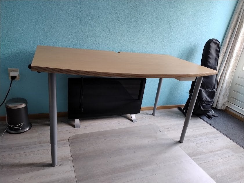 stevig bureau 70/80 x 140cm, verstelbare poten, Ophalen, Gebruikt, Spaanplaat of MDF, 140 cm