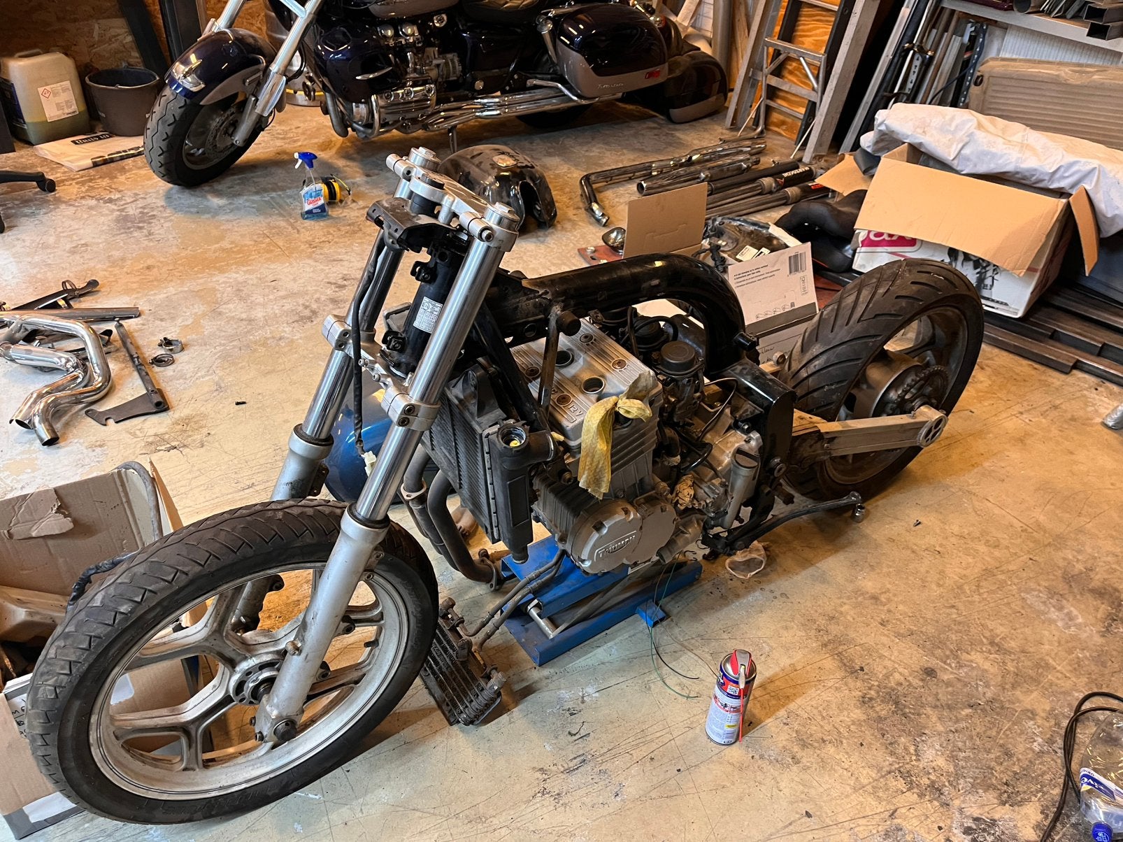 Triumph trophy 900, Ophalen of Verzenden