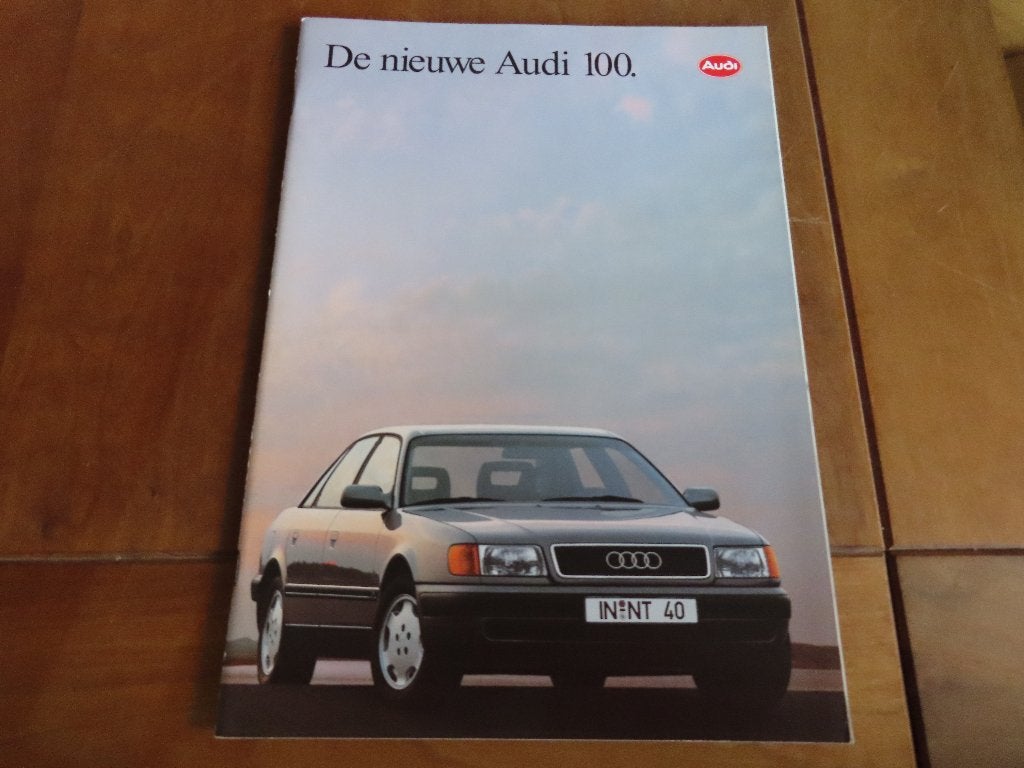 Folder Audi 100, Audi 100 Quattro 1992, 52 blz, Boeken, Ophalen of Verzenden, Zo goed als nieuw, Audi, Audi