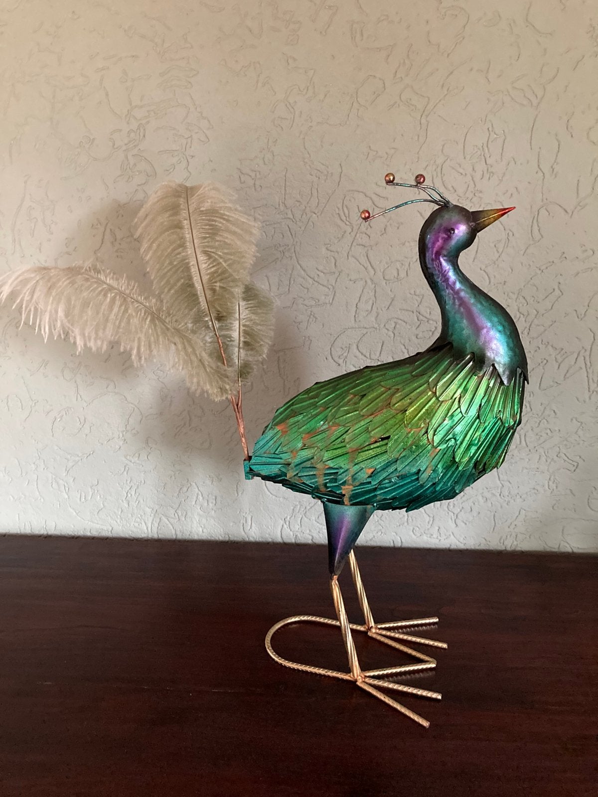 Uniek Metalen Pauwenbeeld met echte veren, 48 cm, Ophalen of Verzenden, Zo goed als nieuw, Meerkleurig, Metaal